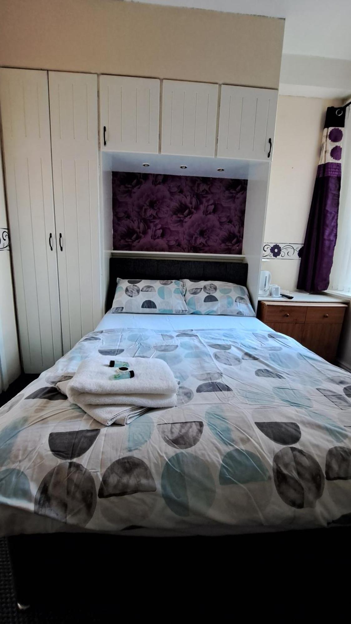 Fern Villa Hotel - Albert Road Блекпул Екстериор снимка