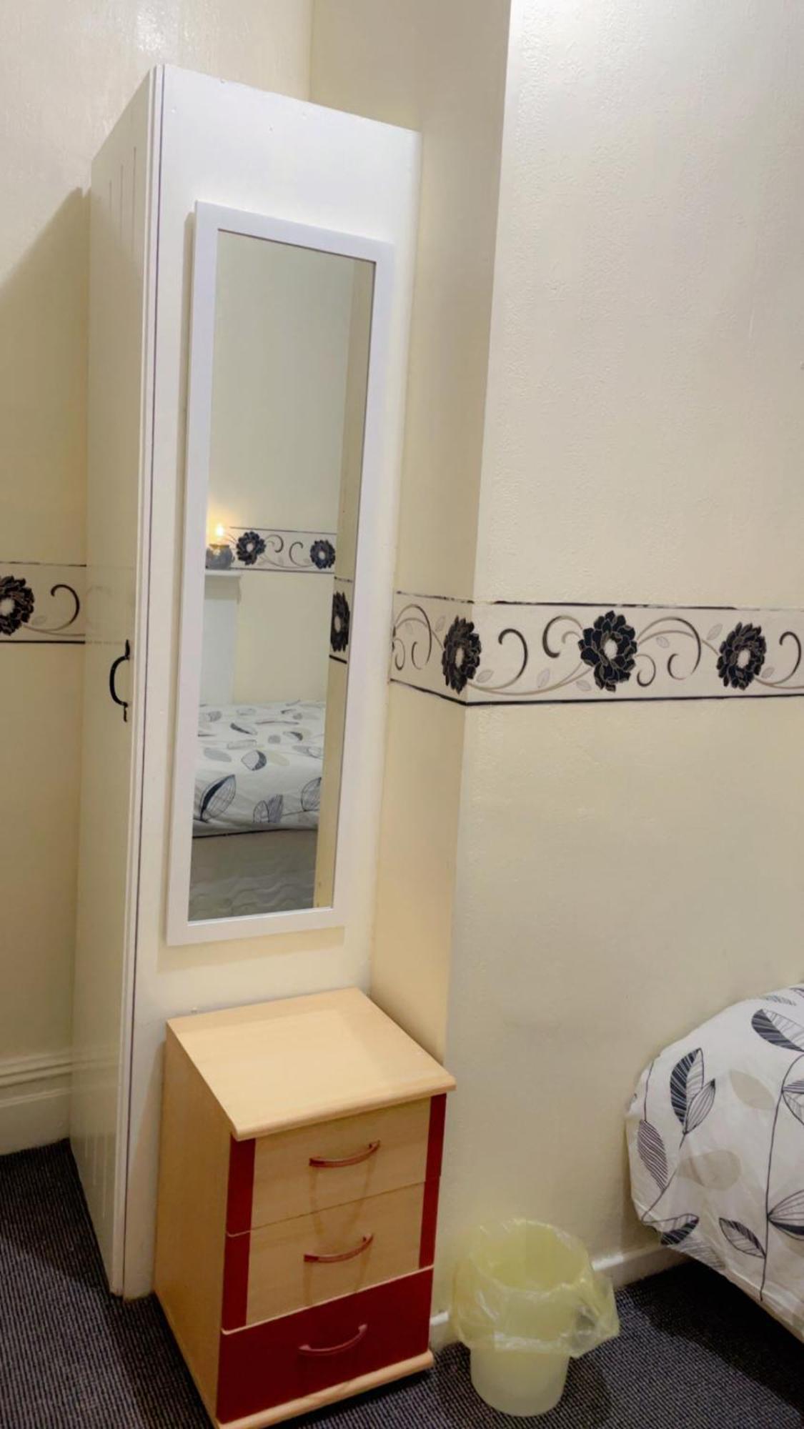 Fern Villa Hotel - Albert Road Блекпул Екстериор снимка